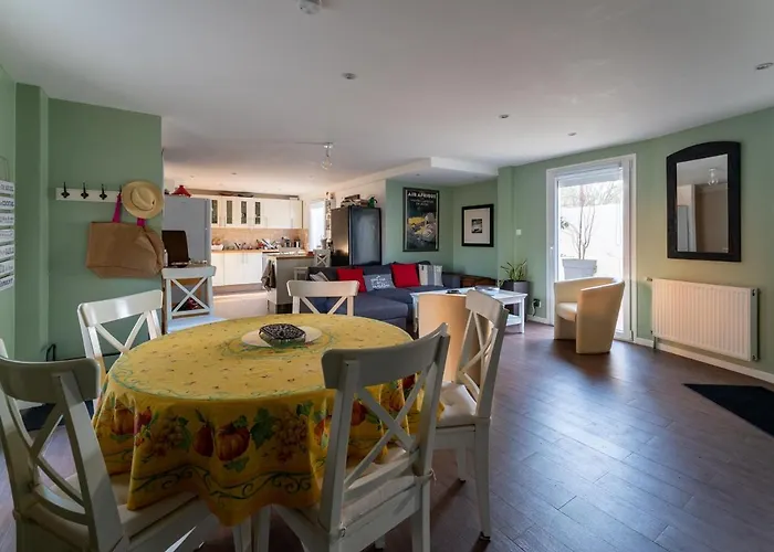 Maison Familiale A Avec Climatisation - Fr-1-319-420